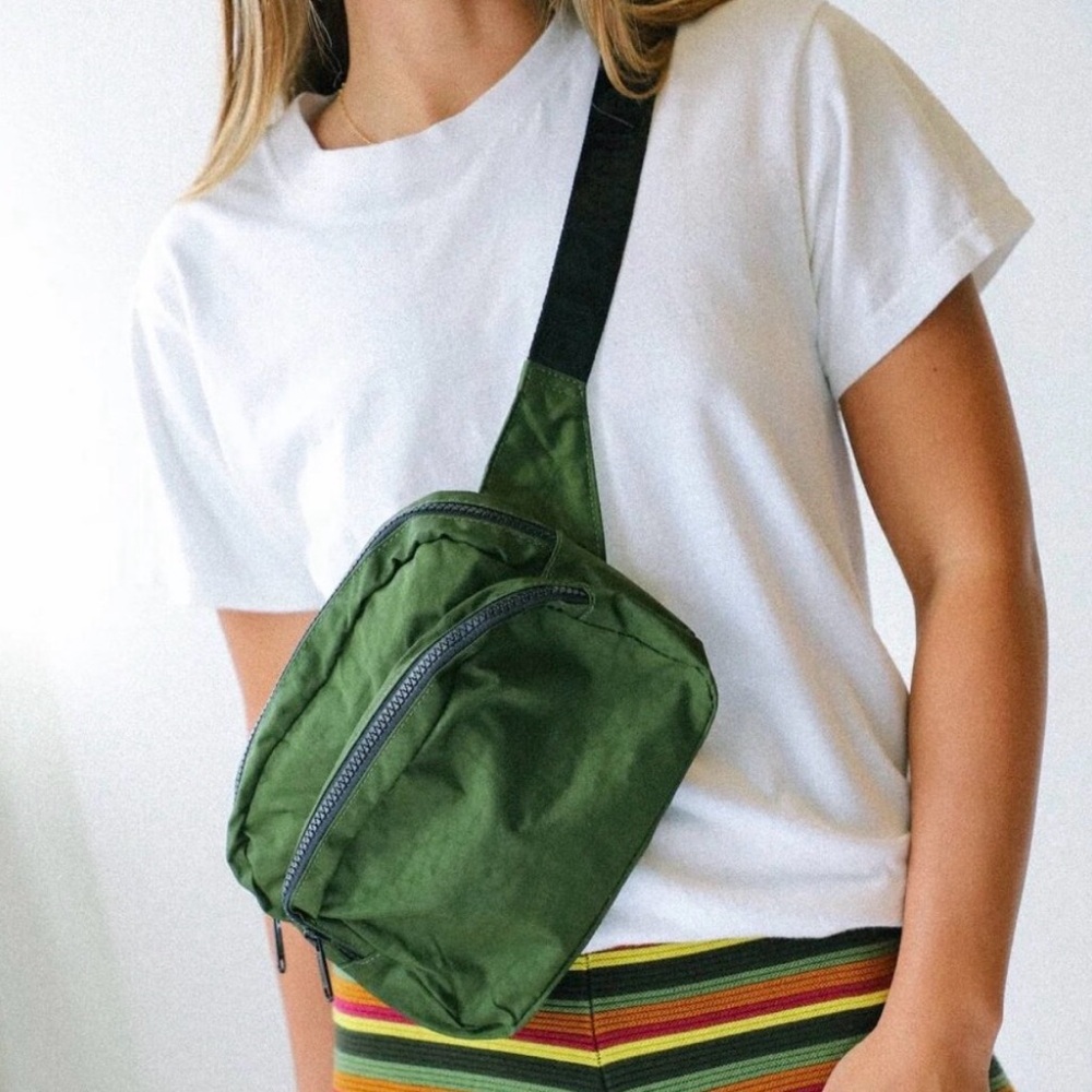 BAGGU Green Crossbody Bag
